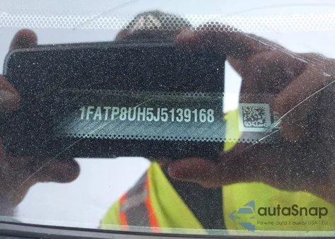 2018 Ford Mustang Ecoboost Premium z USA, uszkodzony, nr VIN 1FATP8UH5J5139168